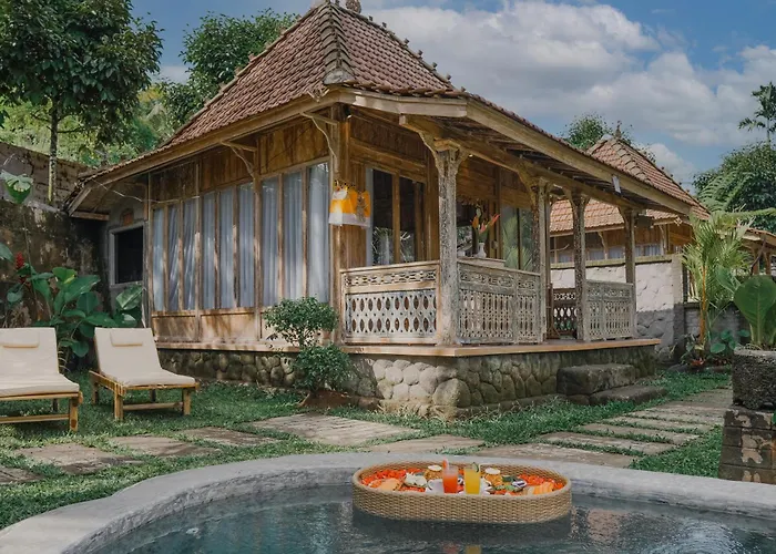 The Fire Flies Garden Villa *