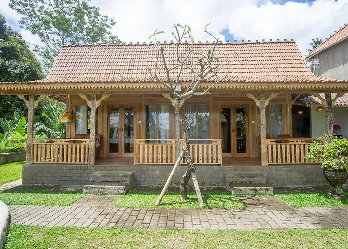 The Fire Flies Garden Villa *